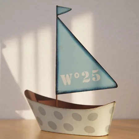 Апартаменты I27 *